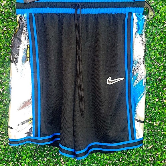 Nike Other - Nike Dri-fit DNA basketball shorts!